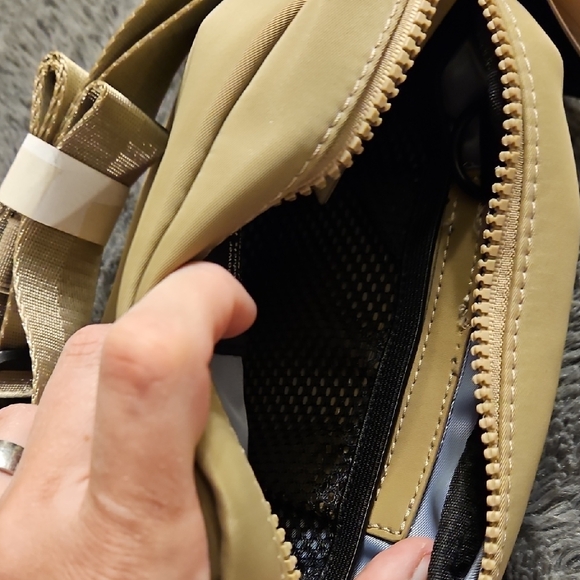 Lux & Nyx Tan Crossbody Bag - Picture 4 of 8